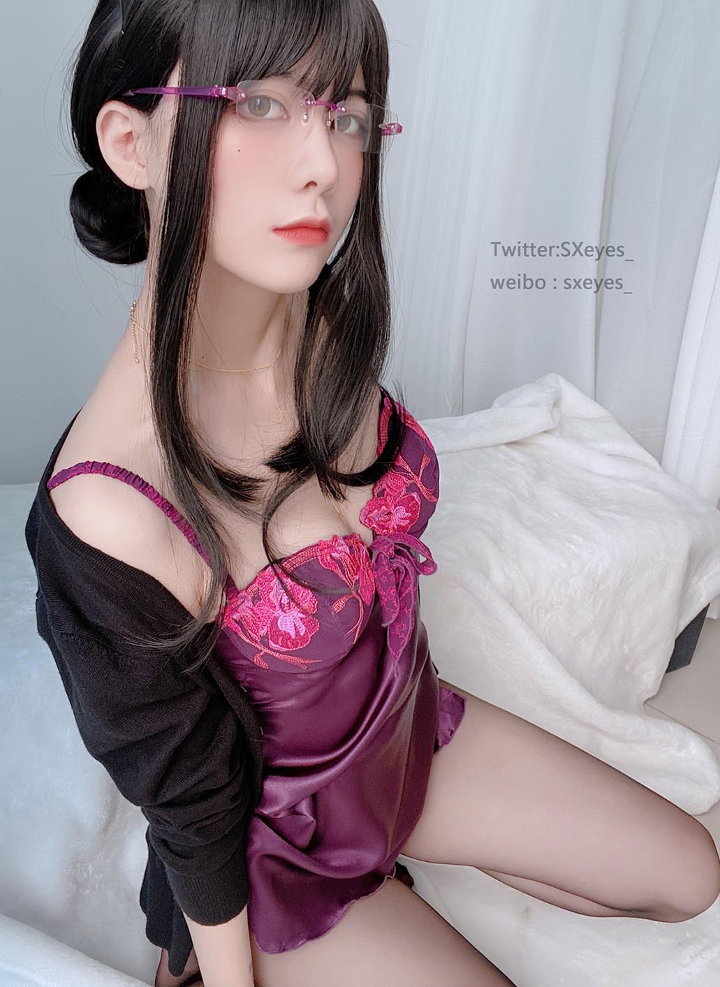 眼酱大魔王w 开档人妻感 31P