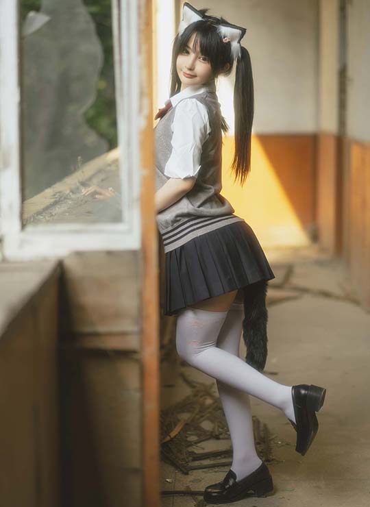 桜井宁宁 废墟jk 74P